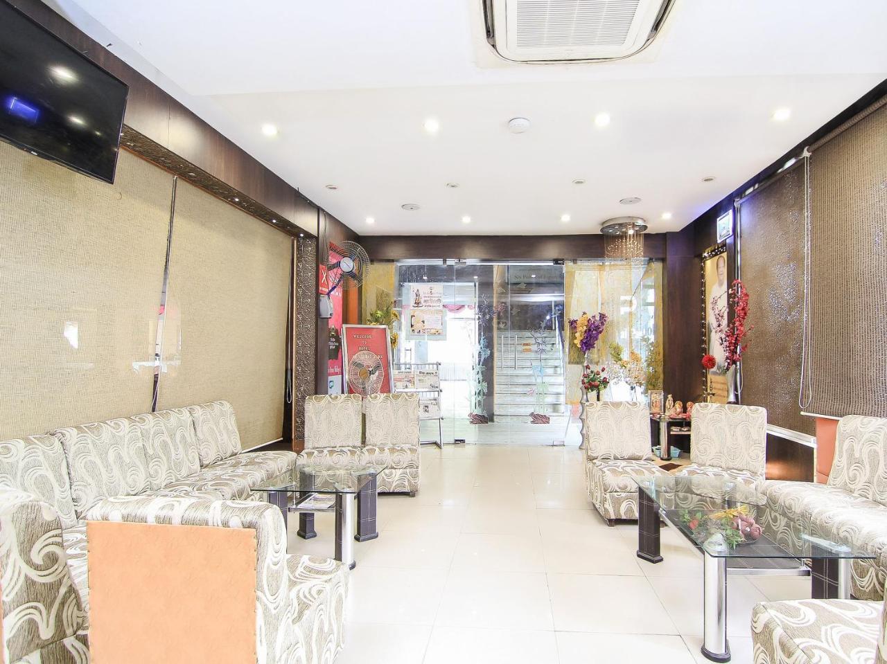 Oyo 3683 De Global Park Hasanganj Exterior foto
